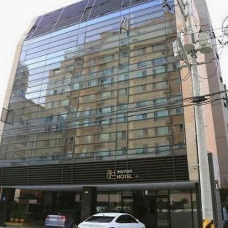 Reve Business Hotel Jeju by Eksteriør bilde