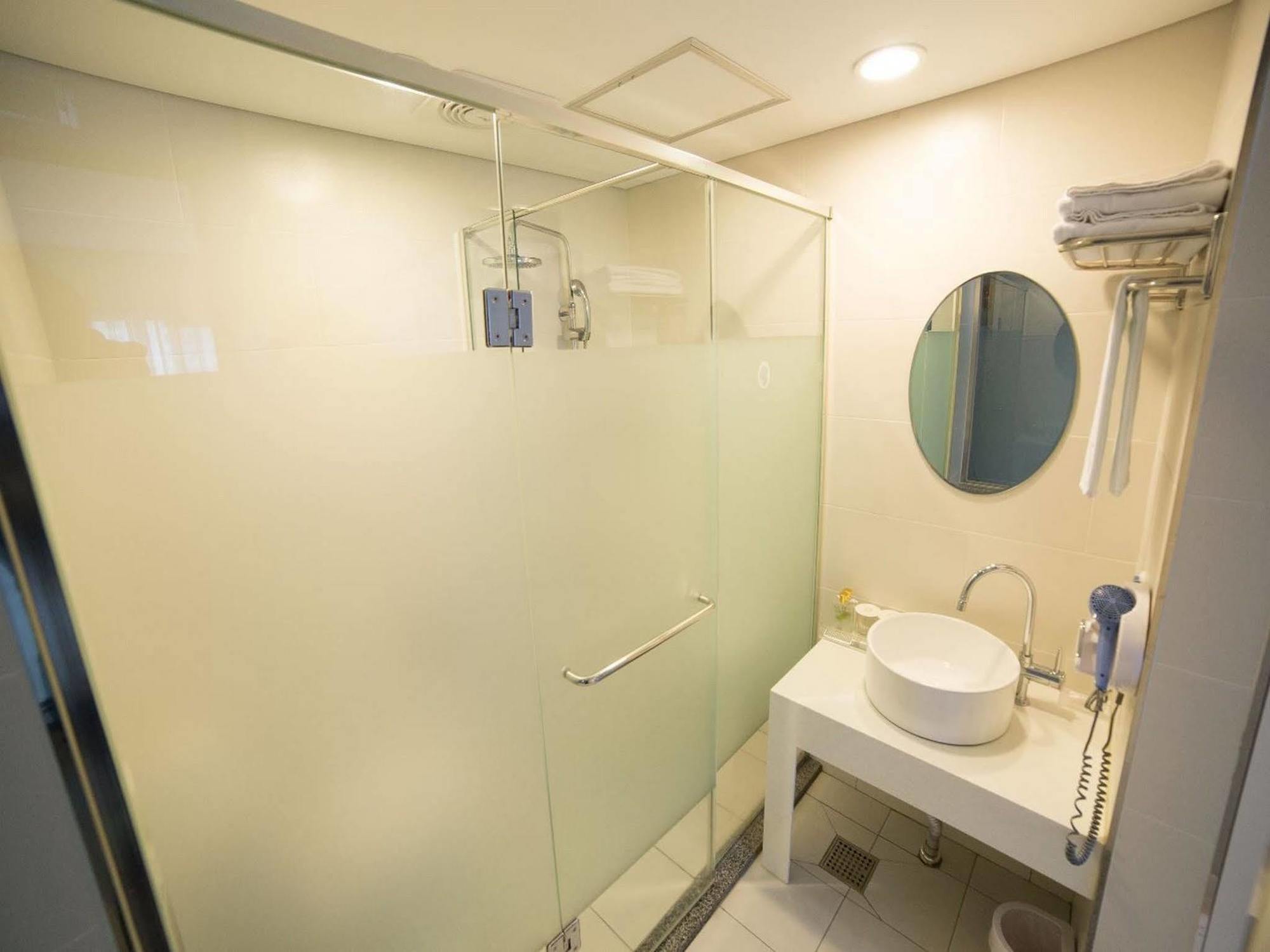 Reve Business Hotel Jeju by Eksteriør bilde