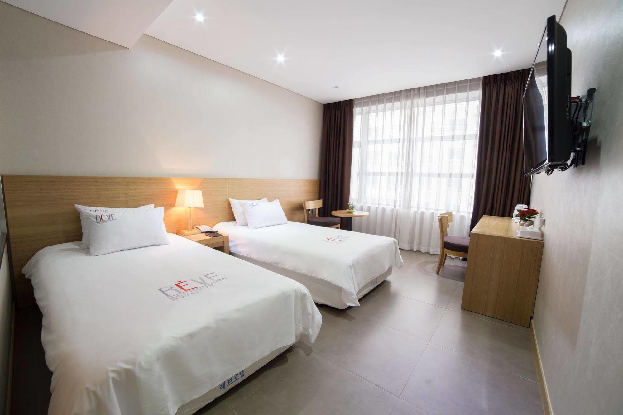 Reve Business Hotel Jeju by Eksteriør bilde