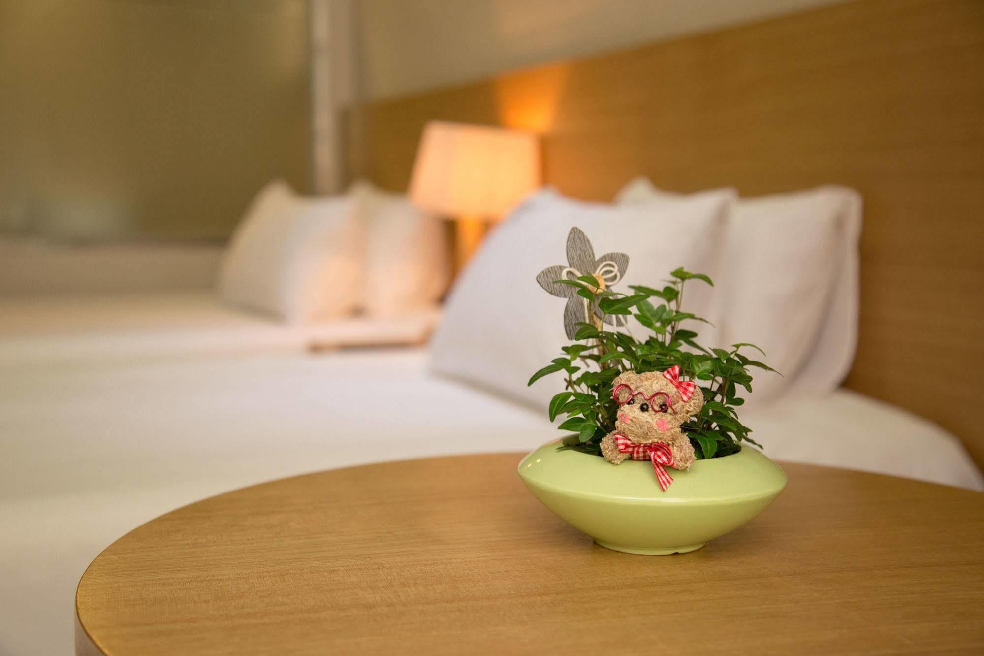 Reve Business Hotel Jeju by Eksteriør bilde